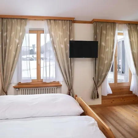 Alpenbad Bad Serneus 3* Klosters