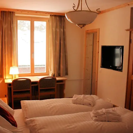 Hotel Alpenbad Bad Serneus