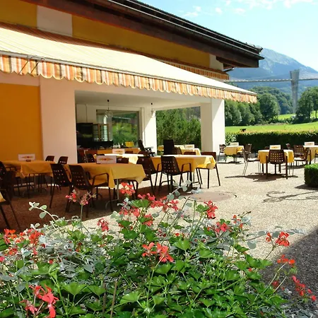 Alpenbad Bad Serneus