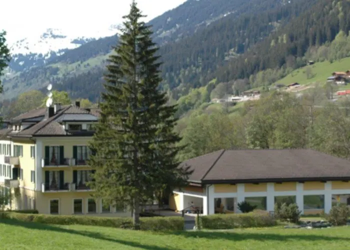Hotel Bad Serneus