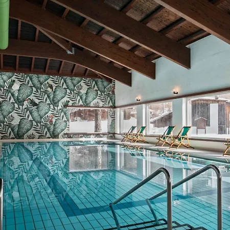 Hotel Bad Serneus 3*