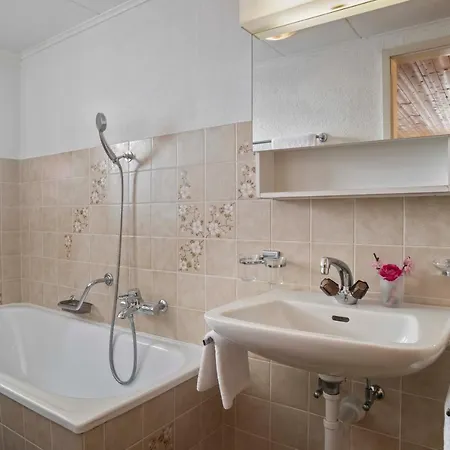 Hotel Bad Serneus 3*