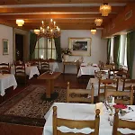 Szálloda Bad Serneus